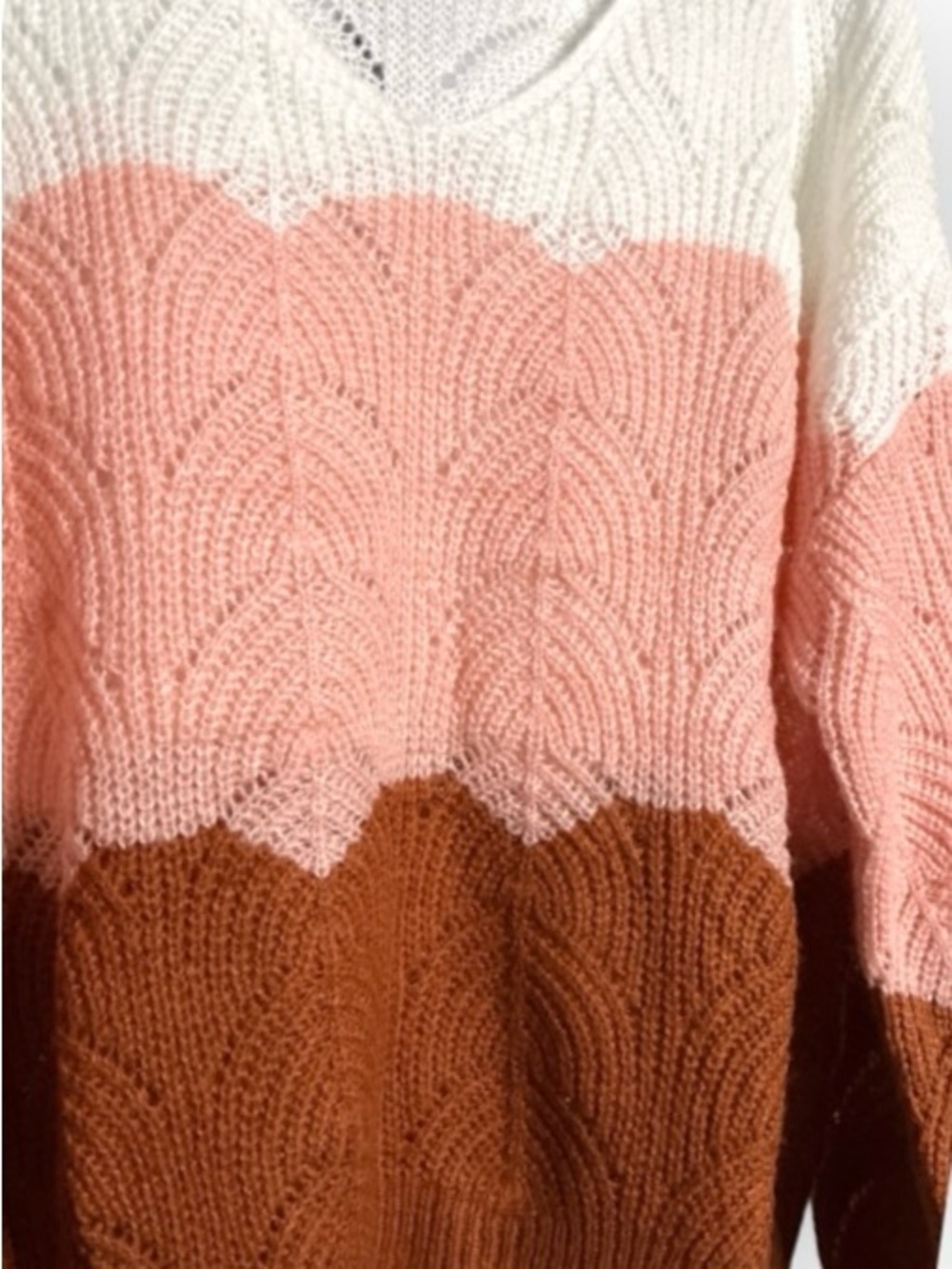KFab Designs V-Neck Colorblock Sweater in White, Blush, Rust XL NWT - Picture 6 of 11
